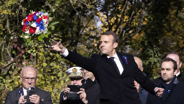 Macron fleur 马克龙买花